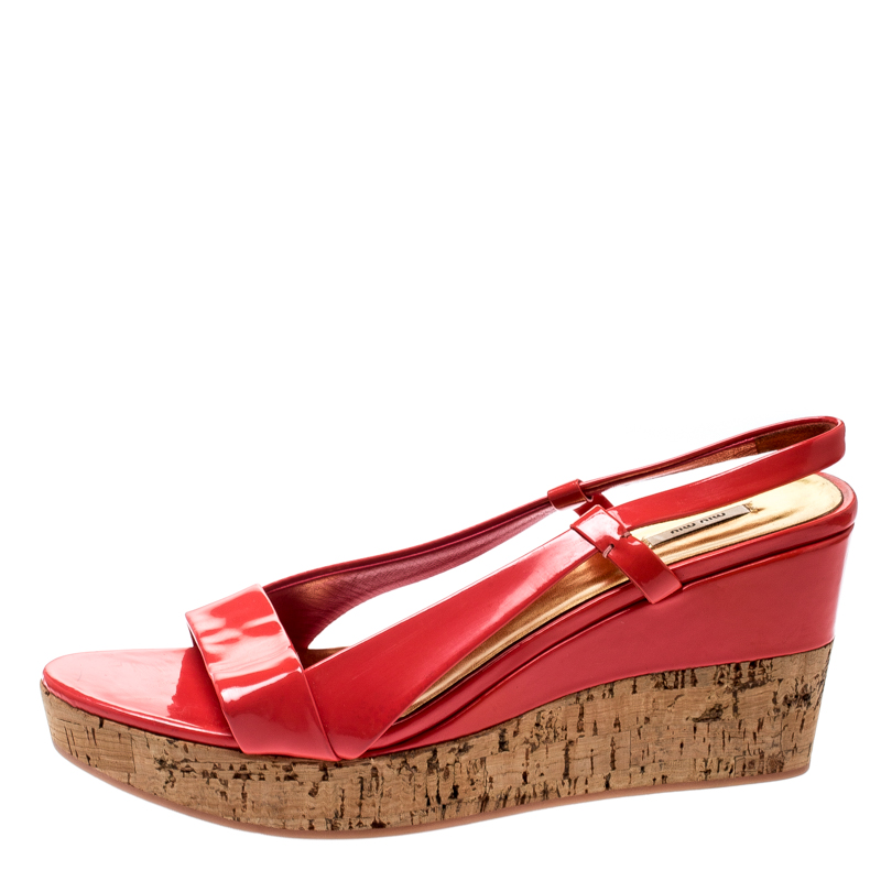 

Miu Miu Coral Pink Patent Leather Slingback Cork Wedges Platform Sandals Size