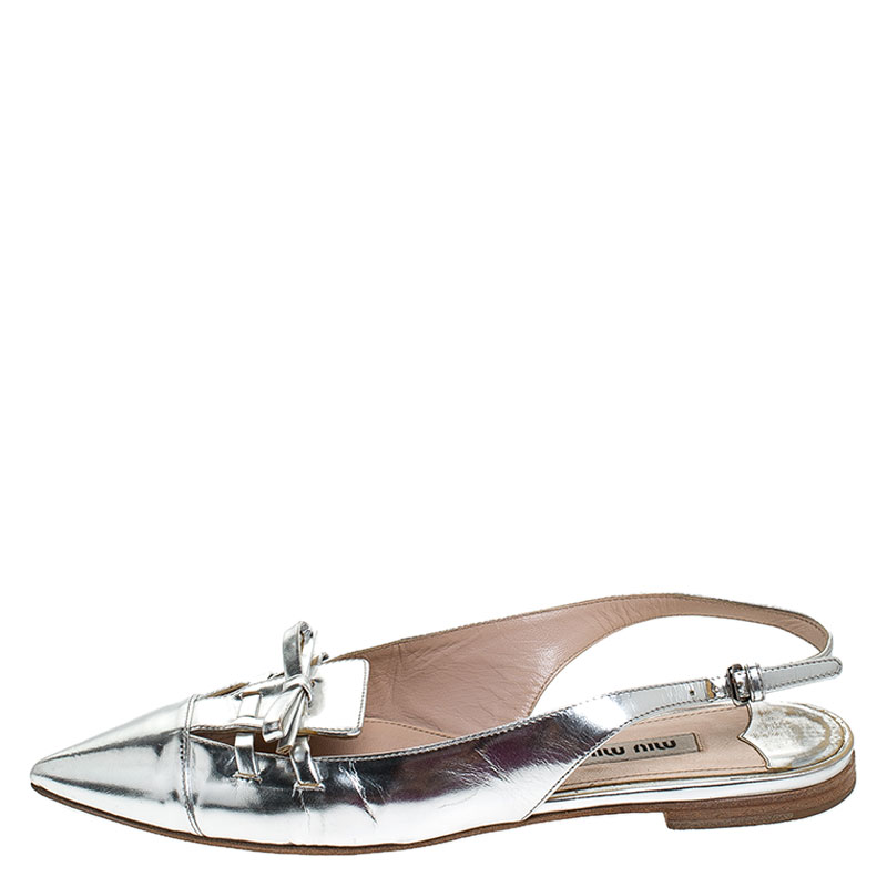 

Miu Miu Silver Patent Leather Pointed Toe Slingback Flat Slides Size