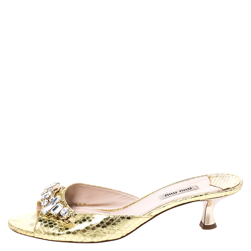 

Miu Miu Metallic Gold Snake Embossed Leather Crystal Embellished Peep Toe Sandals Size