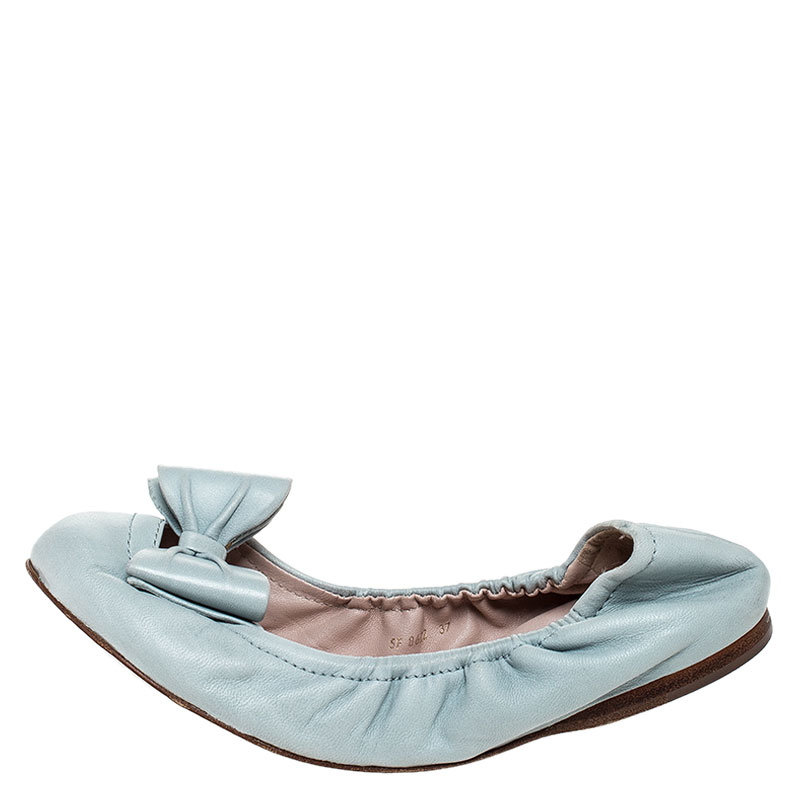 

Miu Miu Blue Leather Scrunch Bow Ballet Flats Size, Beige