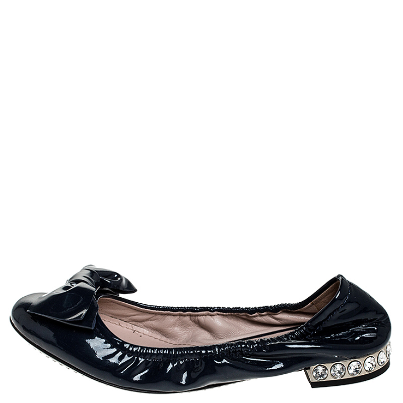 

Miu Miu Blue Patent Leather Bow Detail Crystal Embellished Heel Scrunch Ballet Flats Size