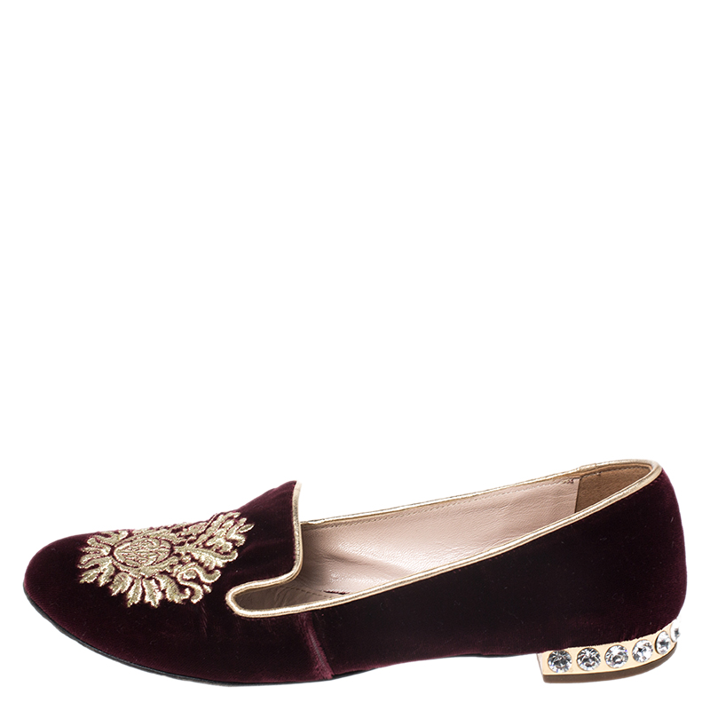 

Miu Miu Burgundy Crest Embroidered Velvet Smoking Slippers Size