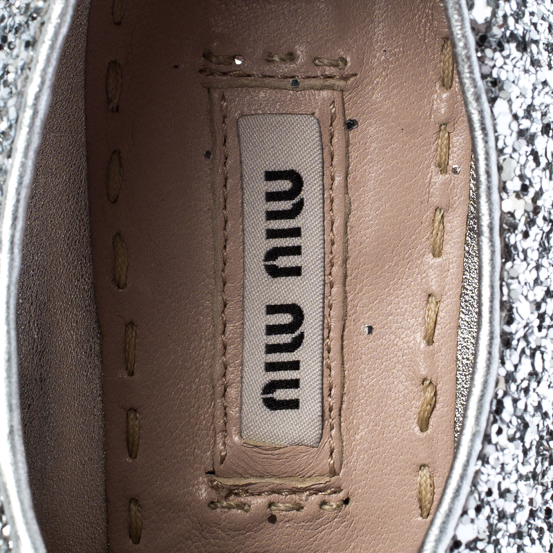 Pre-owned Miu Miu Silver Glitter Crystal Embellished Lace Up