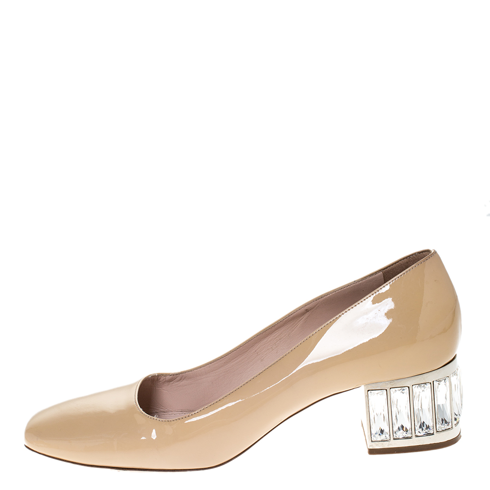 

Miu Miu Beige Patent Leather Embellished Heel Pumps Size