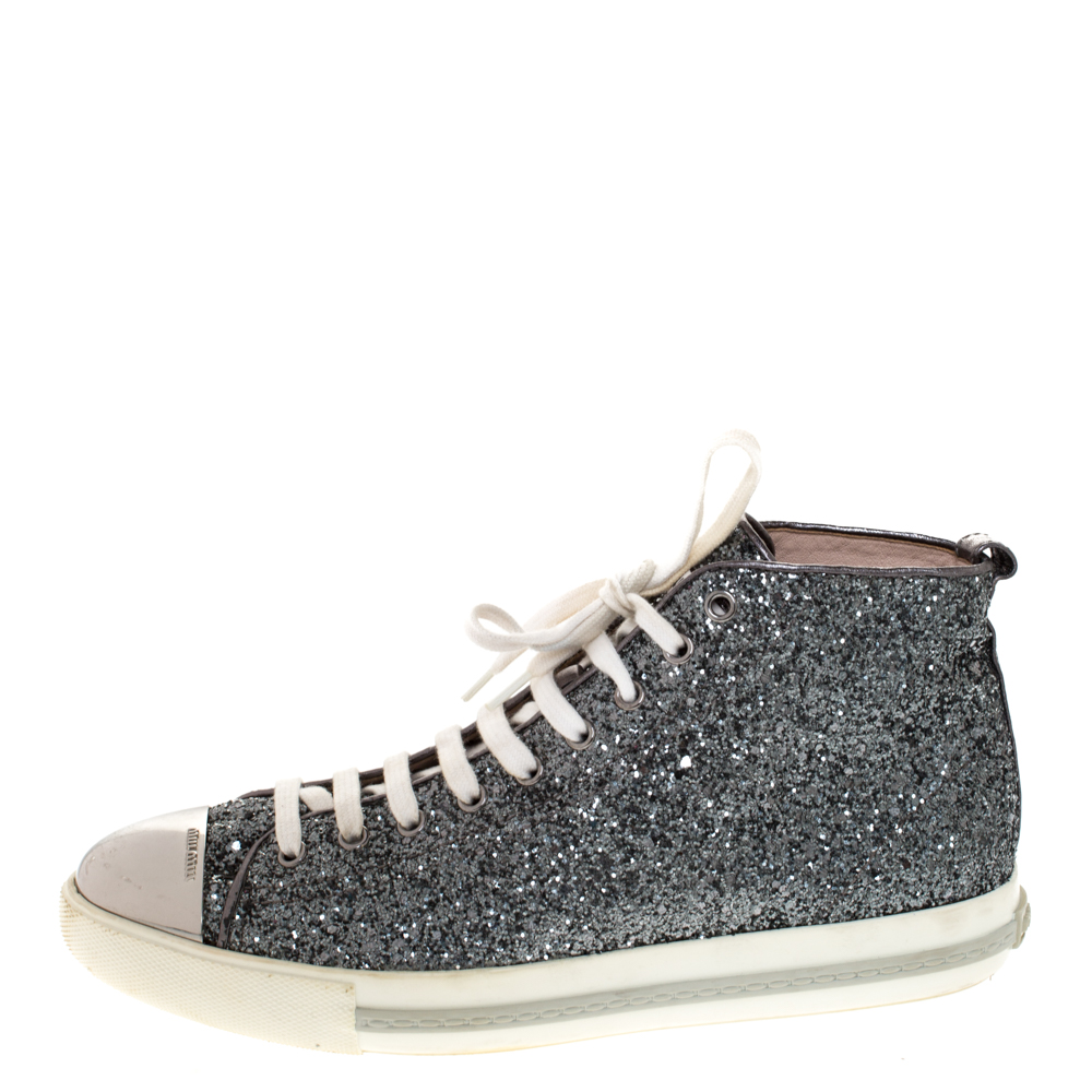 

Miu Miu Metallic Silver Glitter And Metal Cap Toe Low Top Sneakers Size, Grey