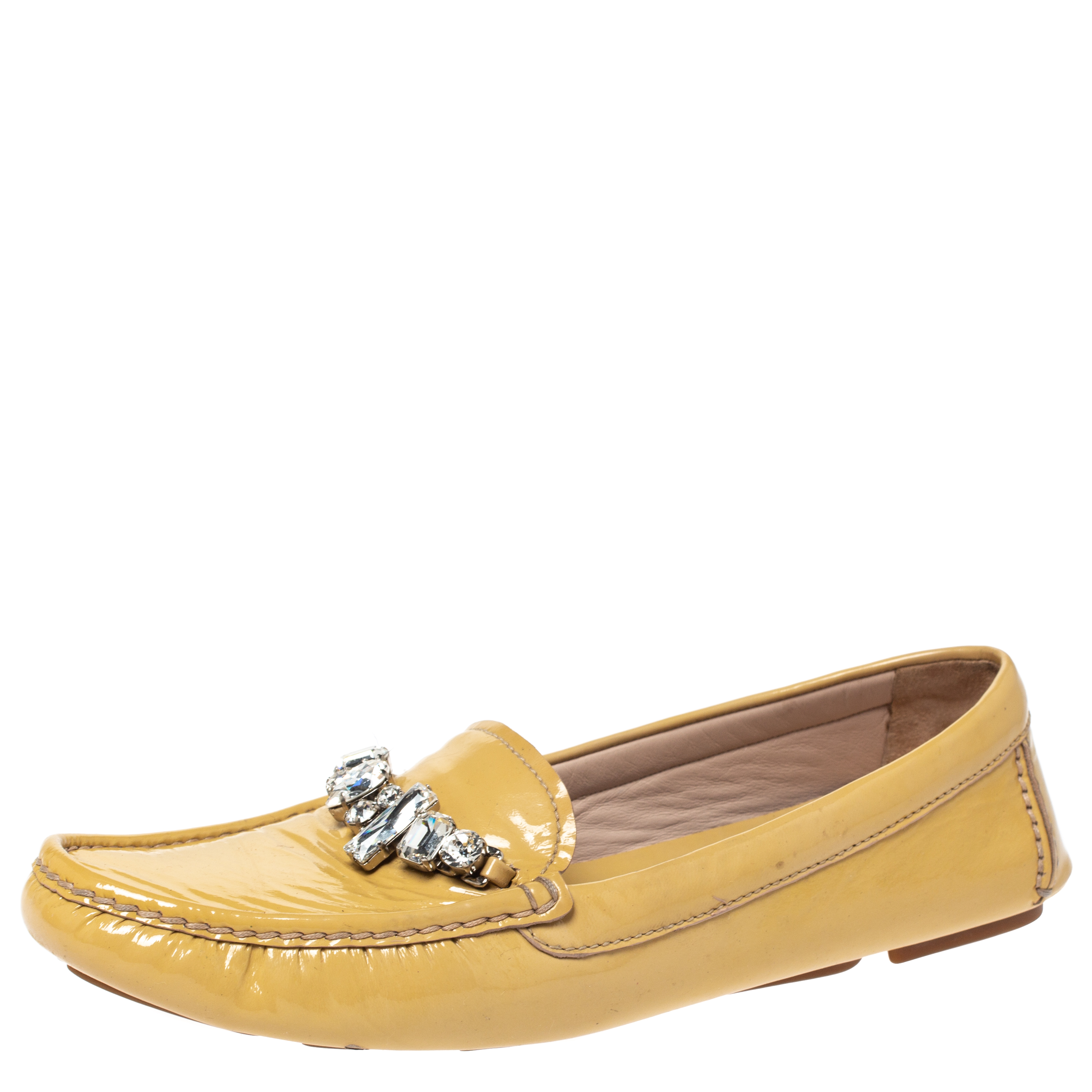 

Miu Miu Pale Yellow Patent Leather Crystal Embellished Slip On Loafer Size