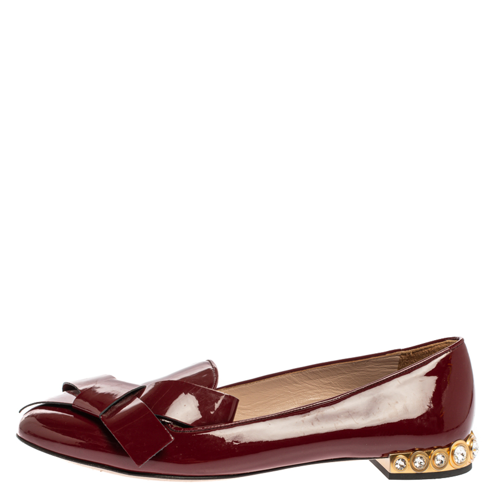 

Miu Miu Burgundy Patent Leather Crystal Embellished Heel Bow Slip On Loafers Size