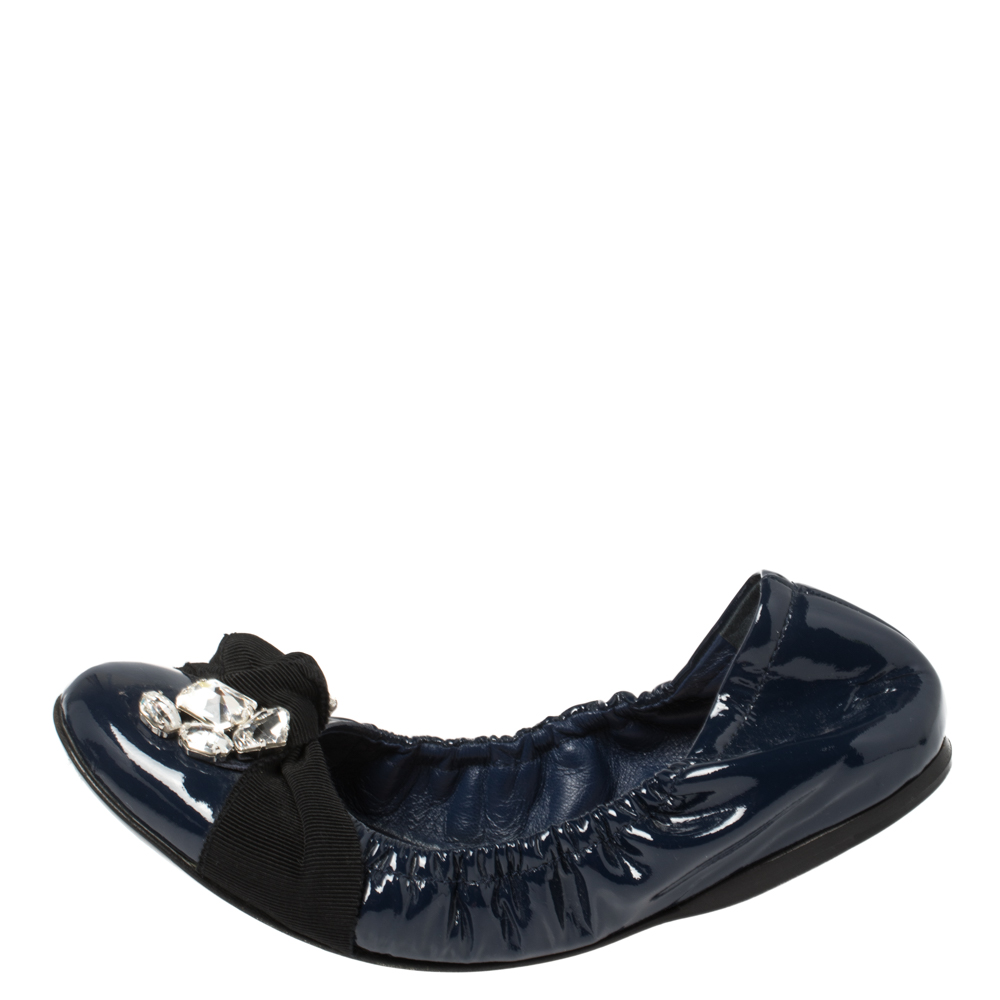 

Miu Miu Navy Blue Patent Leather Crystal Embellished Scrunch Ballet Flats Size