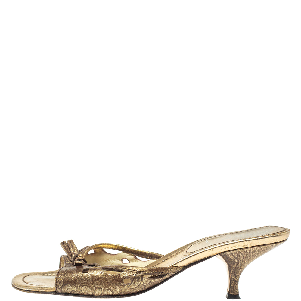 

Miu Miu Gold Brocade Embossed Leather Cut Out Bow Sandals Size