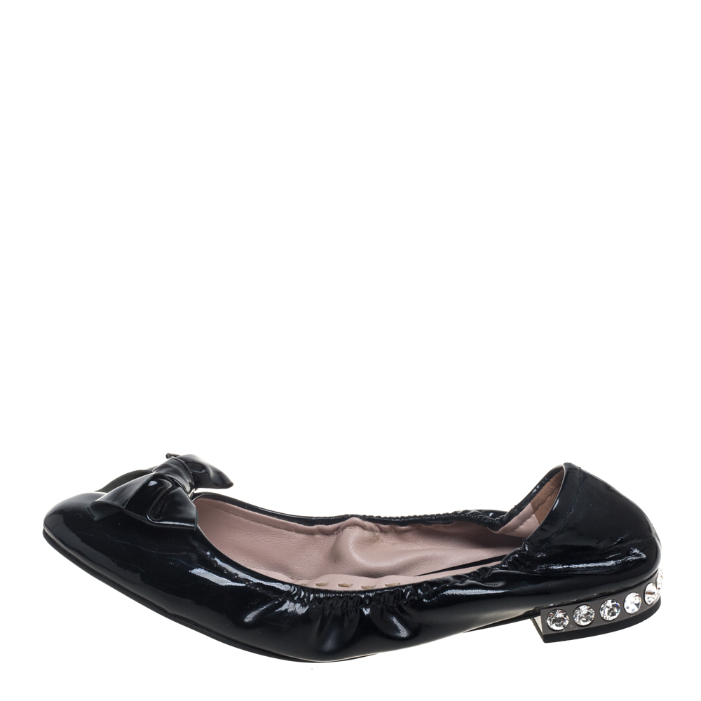 

Miu Miu Black Patent Leather Bow Detail Crystal Embellished Heel Scrunch Ballet Flats Size