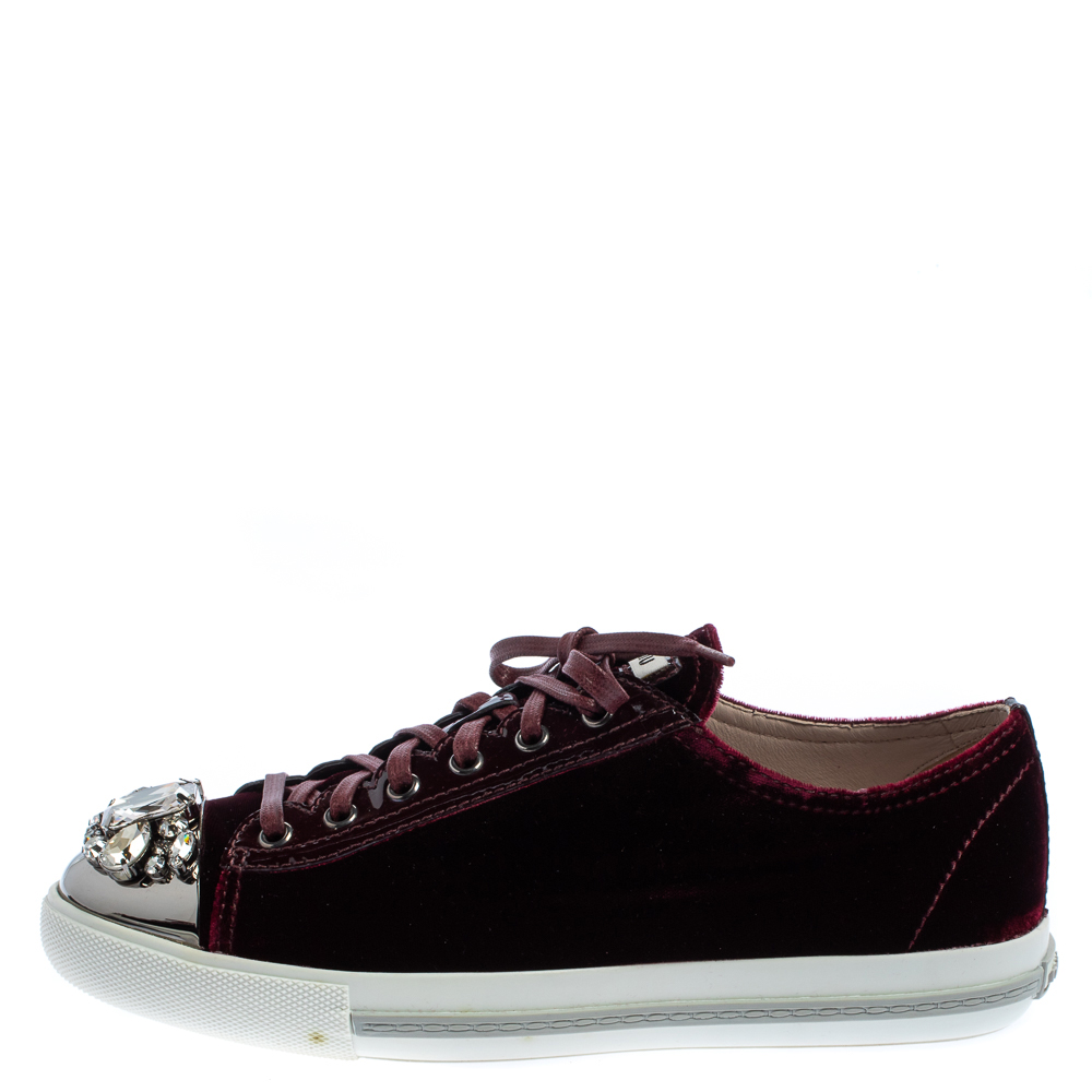 

Miu Miu Burgundy Velvet Embellished Cap Toe Low Top Sneakers Size