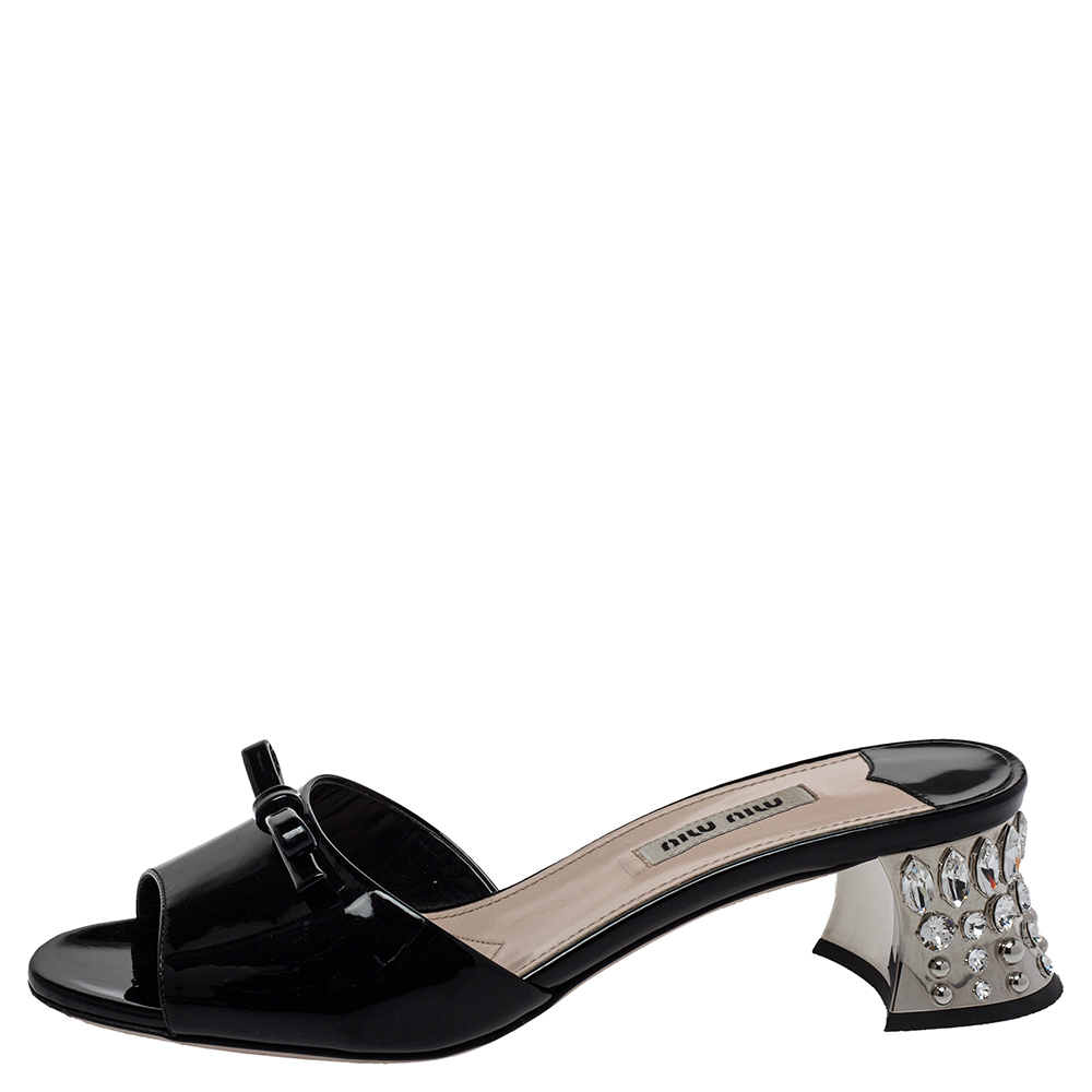 

Miu Miu Black Patent Leather Bow Crystal Embellished Open Toe Sandals Size