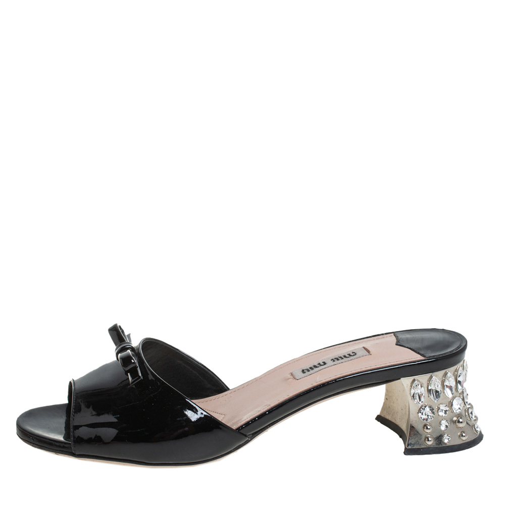 

Miu Miu Black Patent Leather Crystal Embellishment Mule Sandals Size