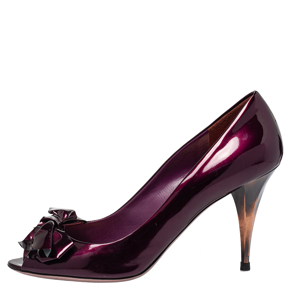 

Miu Miu Burgundy Patent Leather Peep Toe Pumps Size