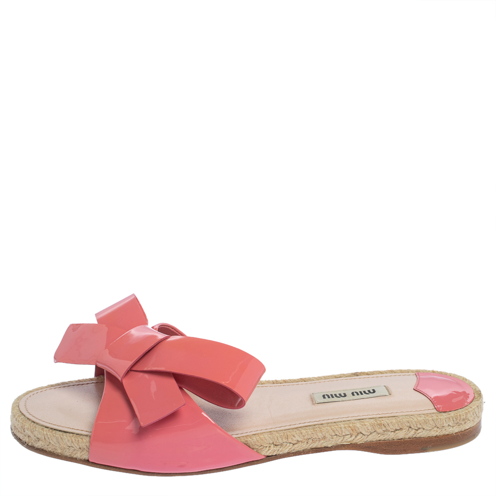 

Miu Miu Pink Patent Leather Bow Espadrille Slide Flats Size