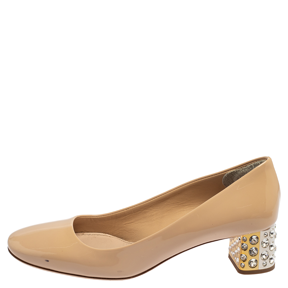 

Miu Miu Beige Patent Leather Embellished Heel Pumps Size
