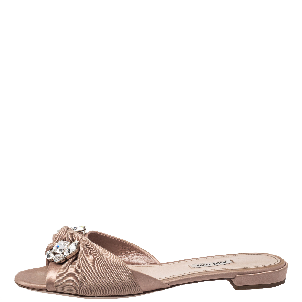 

Miu Miu Beige Satin And Canvas Knot Crystal Embellished Slide Sandals Size