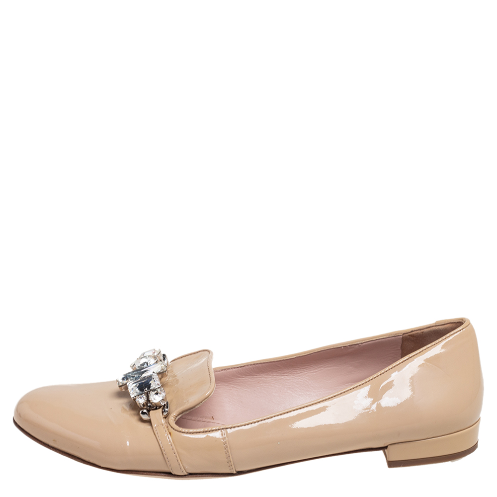 

Miu Miu Beige Patent Leather Crystal Embellished Bow Ballet Flats Size