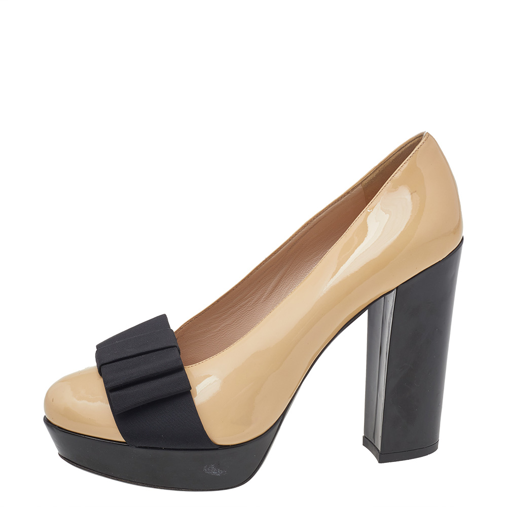 

Miu Miu Beige/Black Patent Leather Bow Platform Block Heel Pumps Size