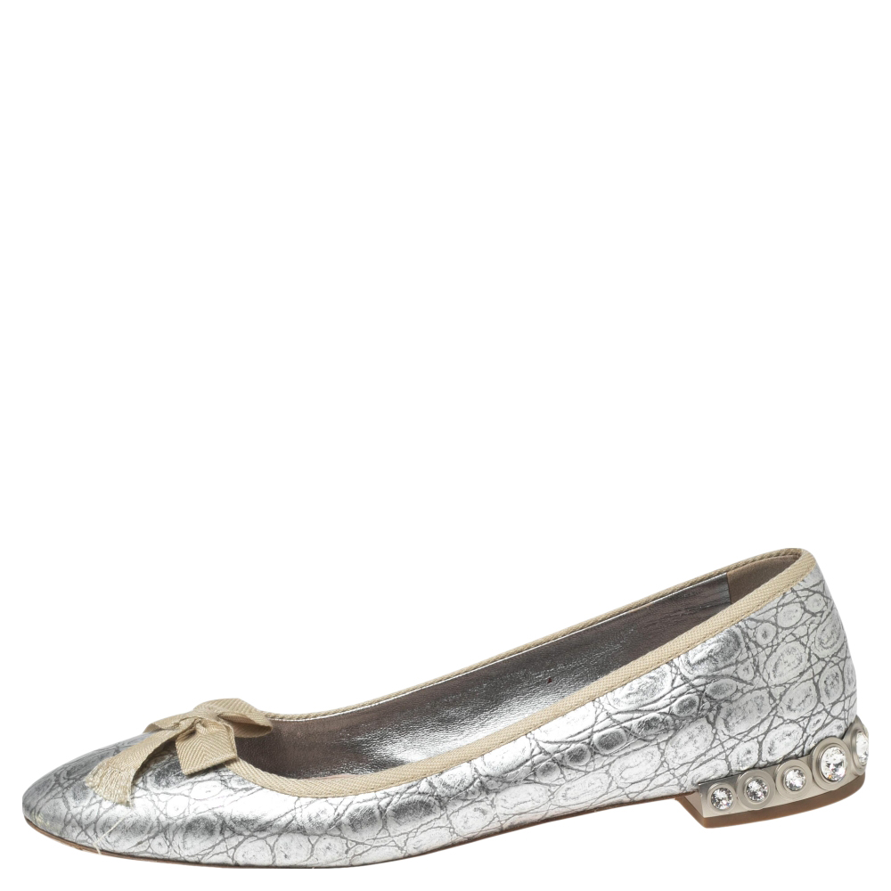 

Miu Miu Silver Croc Embossed Leather Bow Crystal Embellished Ballet Flats Size