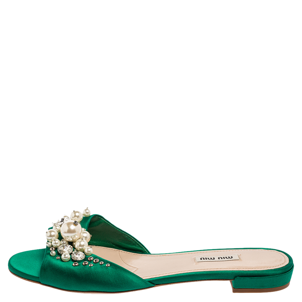 

Miu Miu Green Satin Faux Pearl Embellished Flat Slides Size