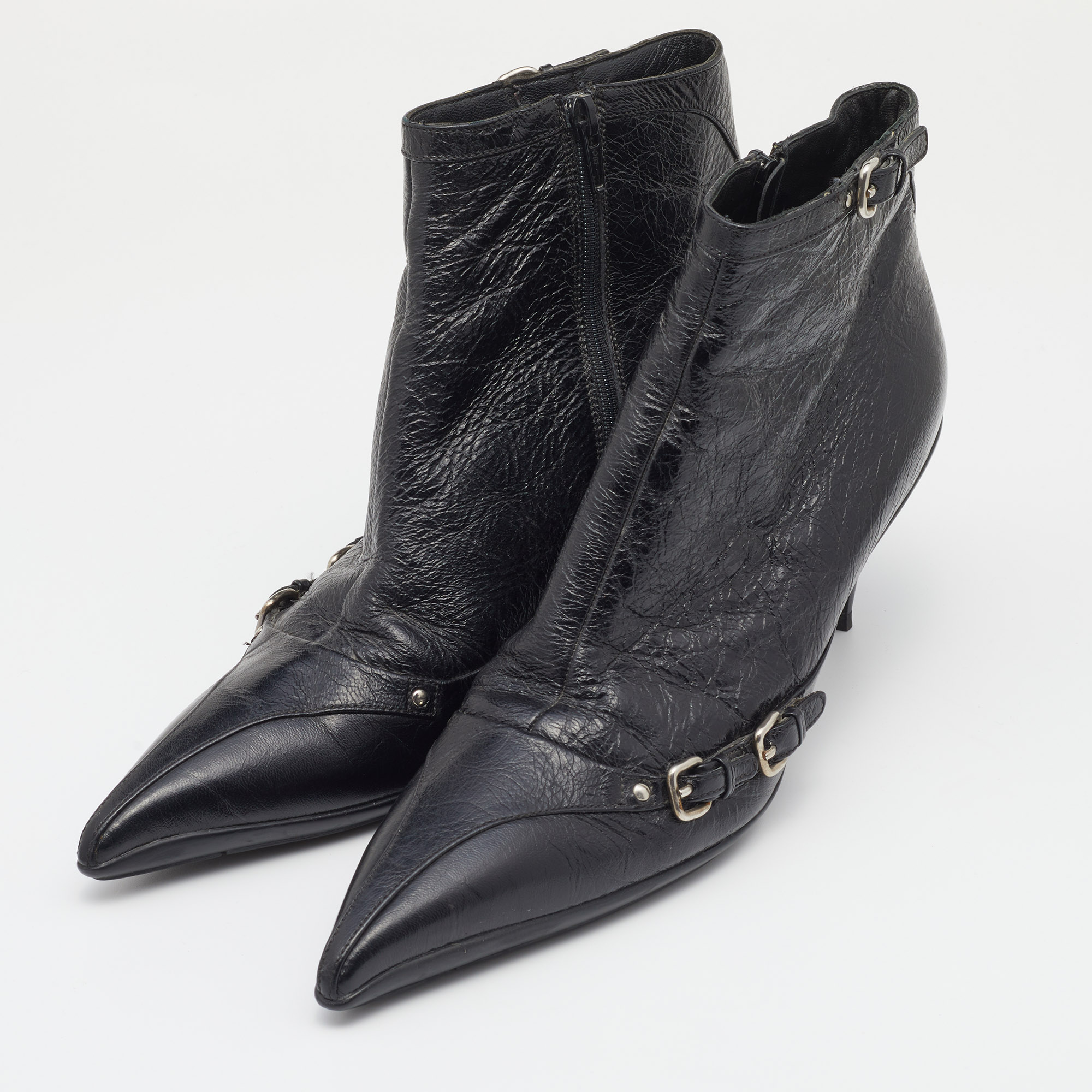 

Miu Miu Black Crinkled Leather Pointed Toe Ankle Boots Size