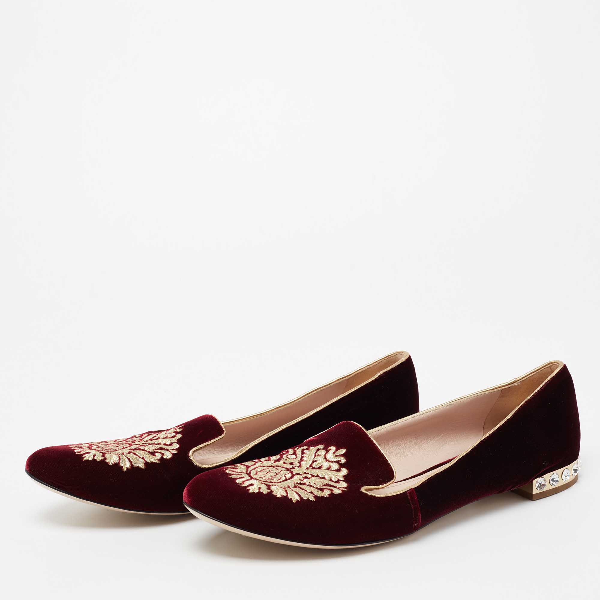 

Miu Miu Burgundy Crest Embroidered Velvet Smoking Slippers Size