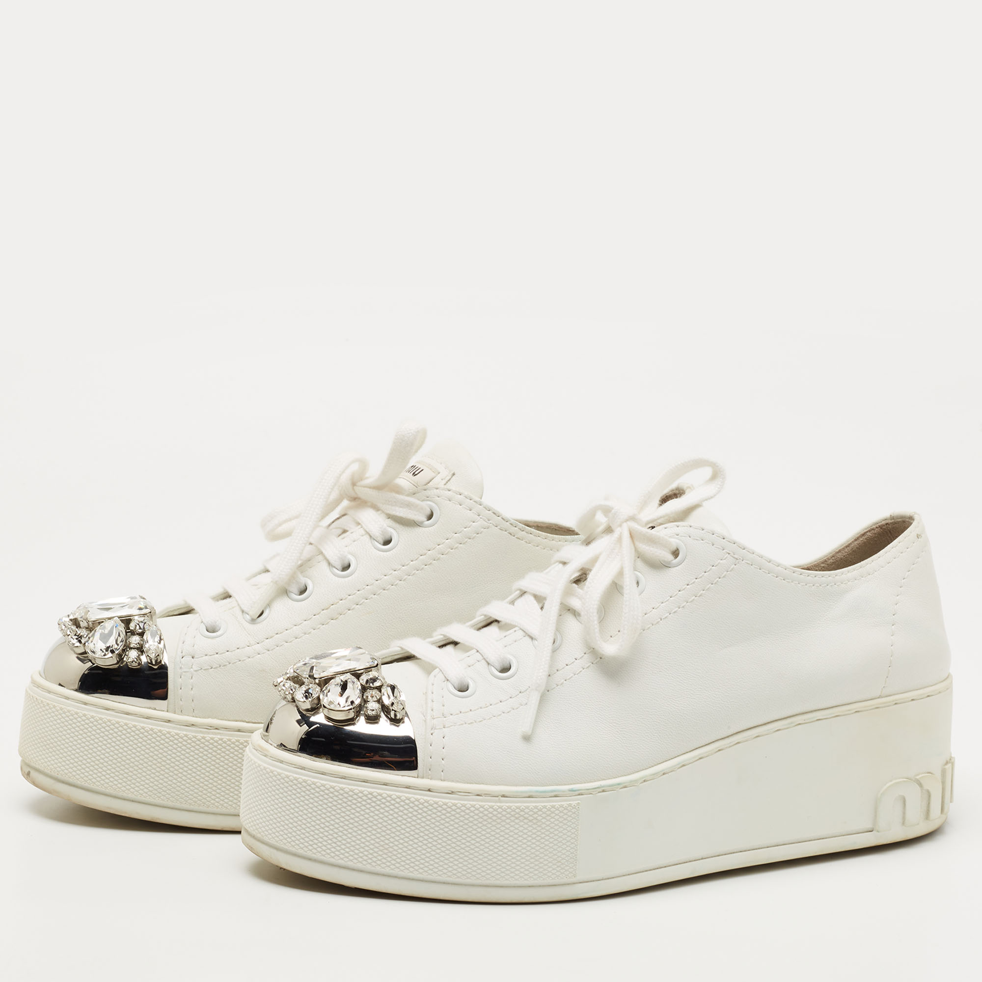 

Miu Miu White Leather Crystal Embellished Cap Toe Platform Sneakers Size