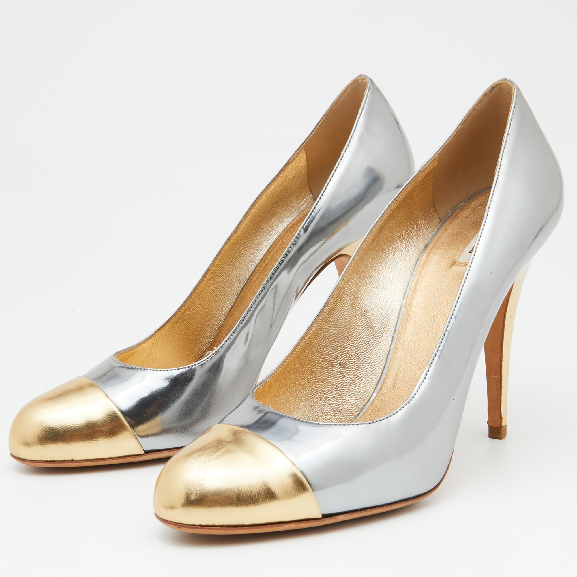 

Miu Miu Silver/Gold Patent Leather Platform Pumps Size
