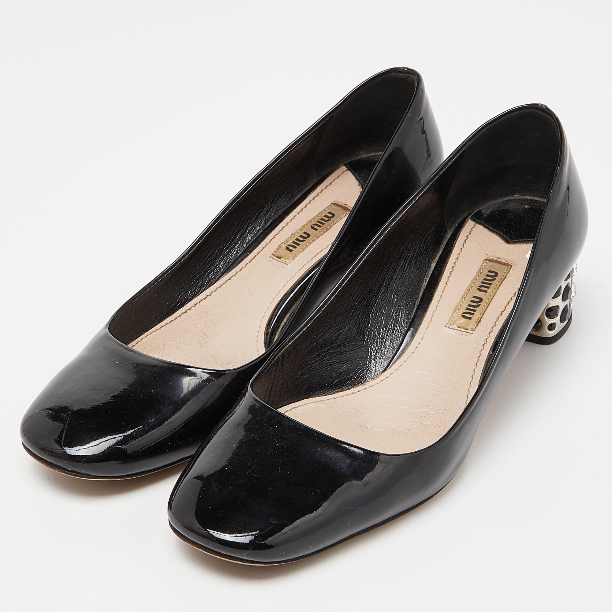 

Miu Miu Black Patent Leather Crystal Embellished Block Heel Pumps Size