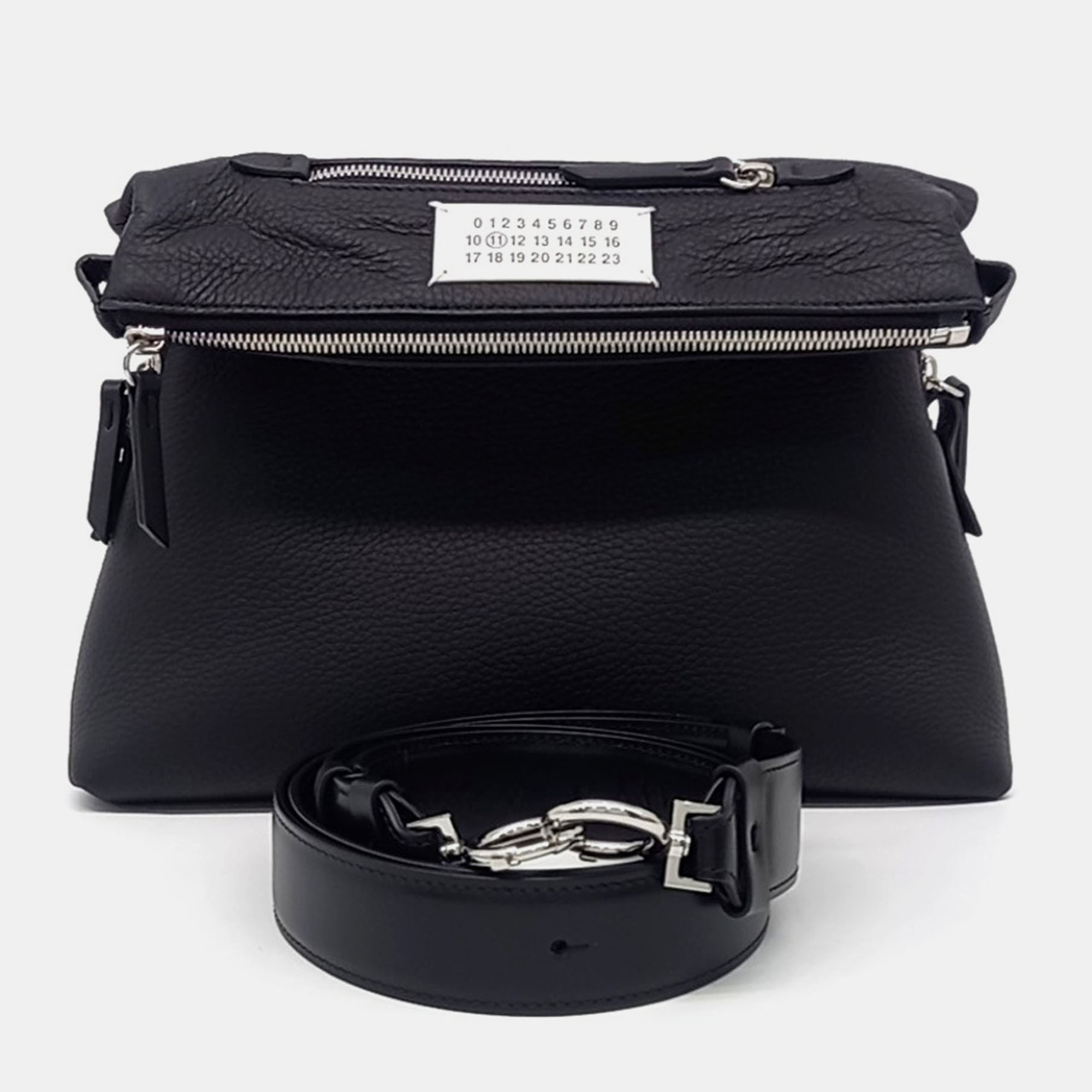 

MM6 Maison Margiela Black Leather 5AC crossbody bag