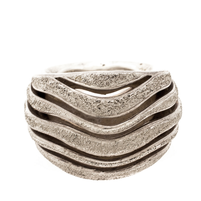 

Montblanc Dome Waved Textured Silver Cocktail Ring Size