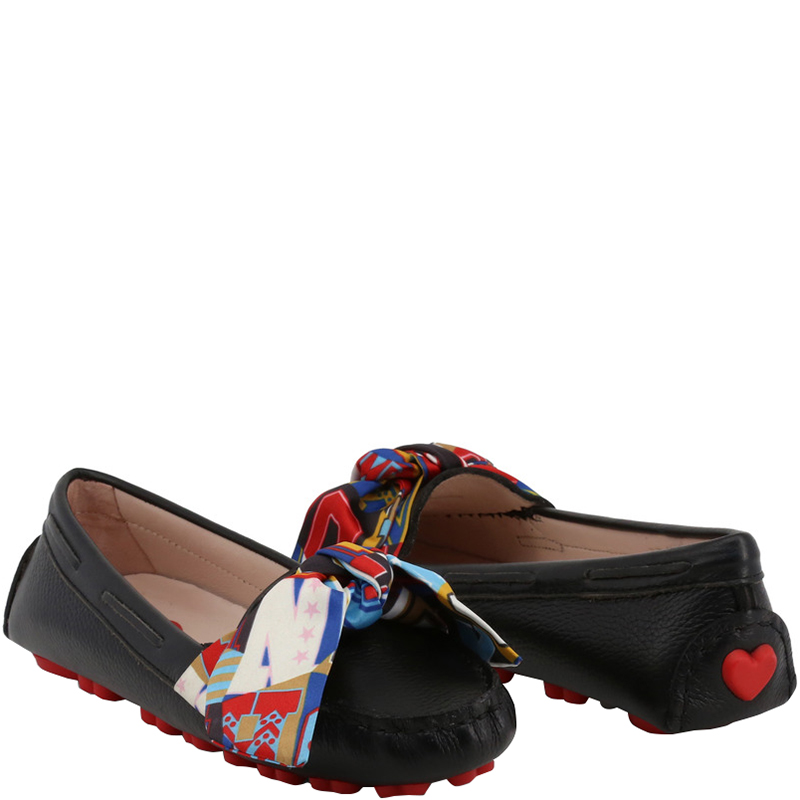 

Love Moschino Black Faux Leather Bow Loafers Size