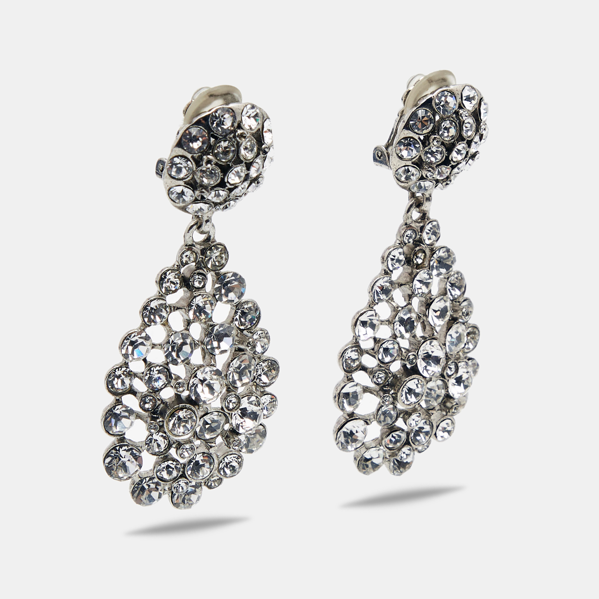 

Oscar de la Renta Classic Teardrop Crystals Silver Tone Earrings