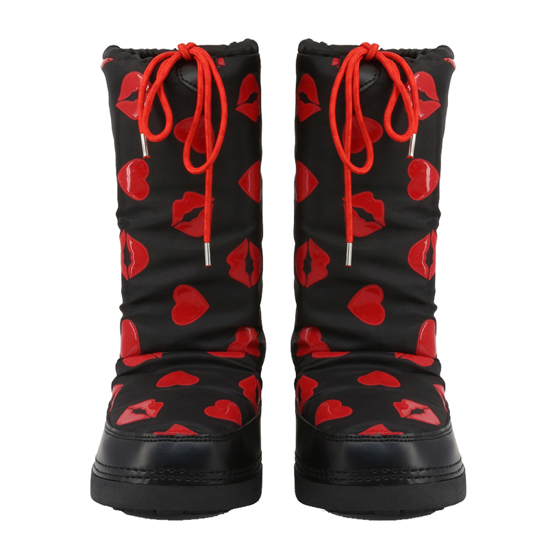 

Love Moschino Black Heart Print Fabric Boots Size