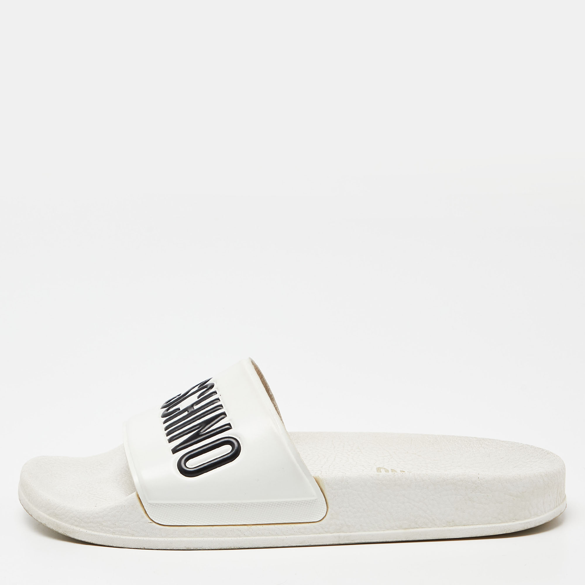 Pre-owned Moschino White Rubber Logo Flat Slides Size 37