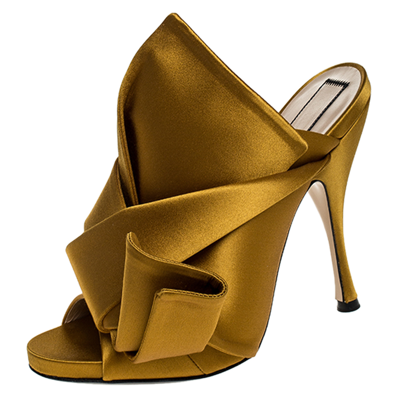 N°21 Mustard Yellow Satin Ronny Pleated Mules Size 39