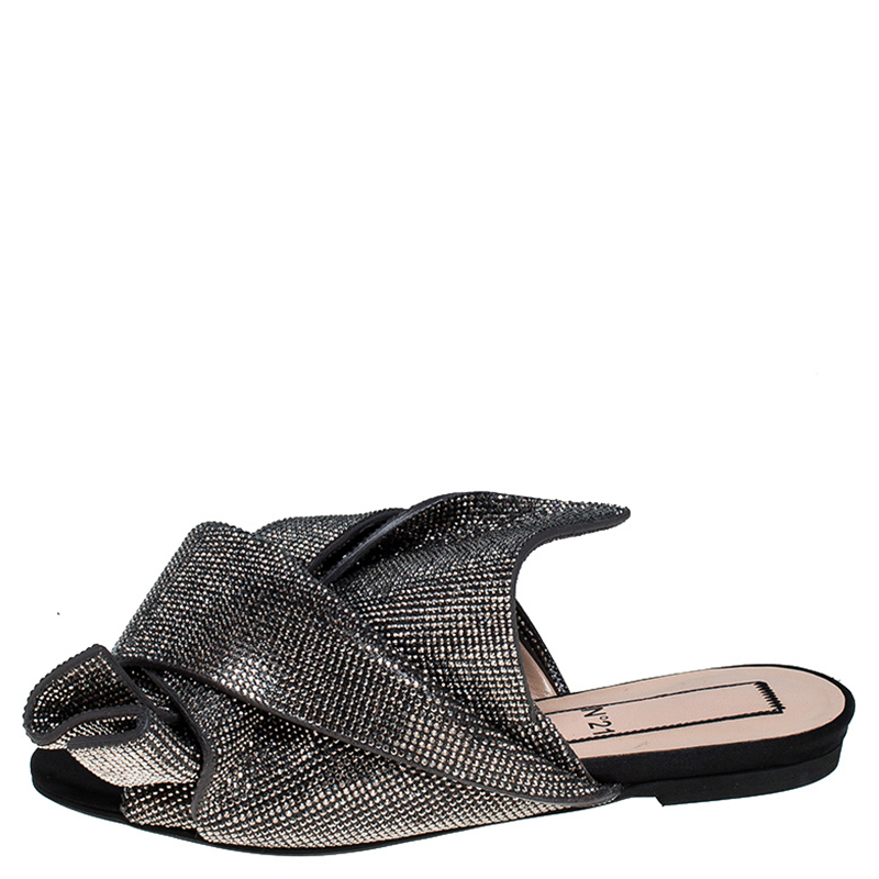 

N°21 Metallic Grey Leather Crystal Embellished Bow Flat Mules Size