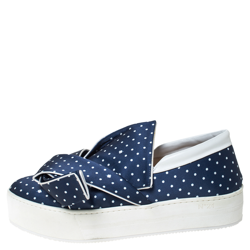 

N21 Blue Polka Dot Satin Knotted Slip On Sneakers Size