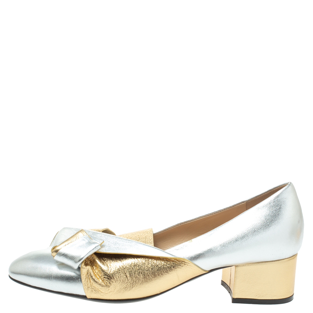 

N21 Gold/Silver Foil Leather Knotted Round Toe Pumps Size