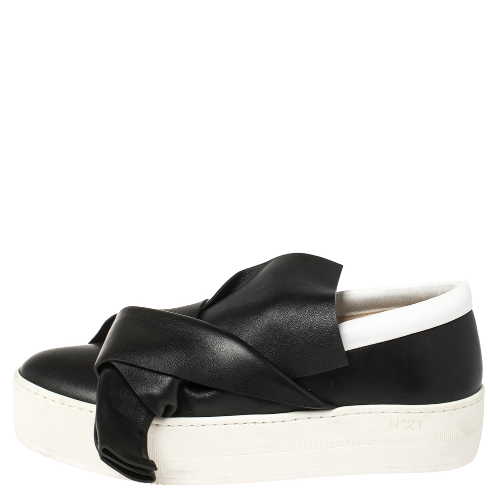 

N21 Black/White Leather Knotted Bow Slip On Sneakers Size
