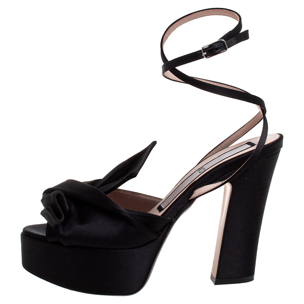 

Nª21 Black Satin Ankle Strap Platform Sandals Size