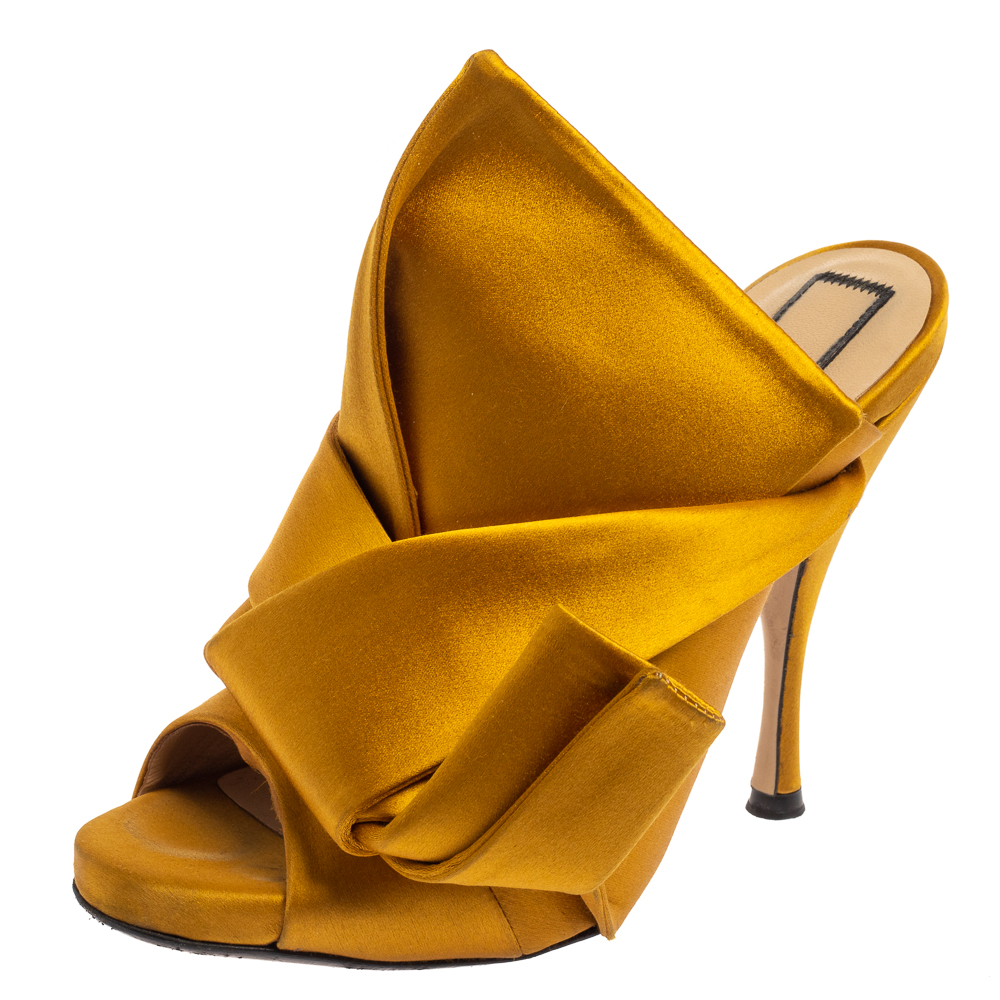 Pre-owned N°21 Mustard Yellow Satin Ronny Pleated Slide Sandals Size 36
