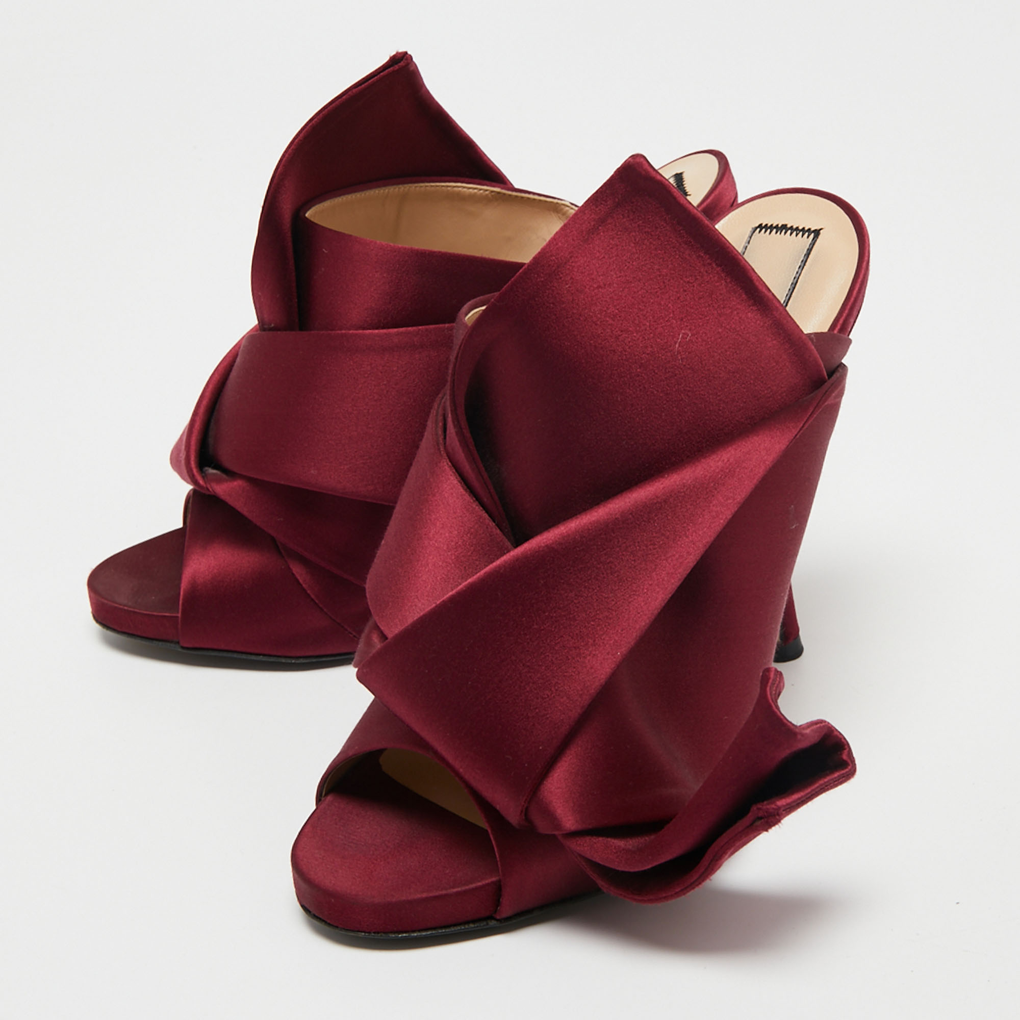 

N°21 Burgundy Satin Ronny Pleated Mules Sandals Size