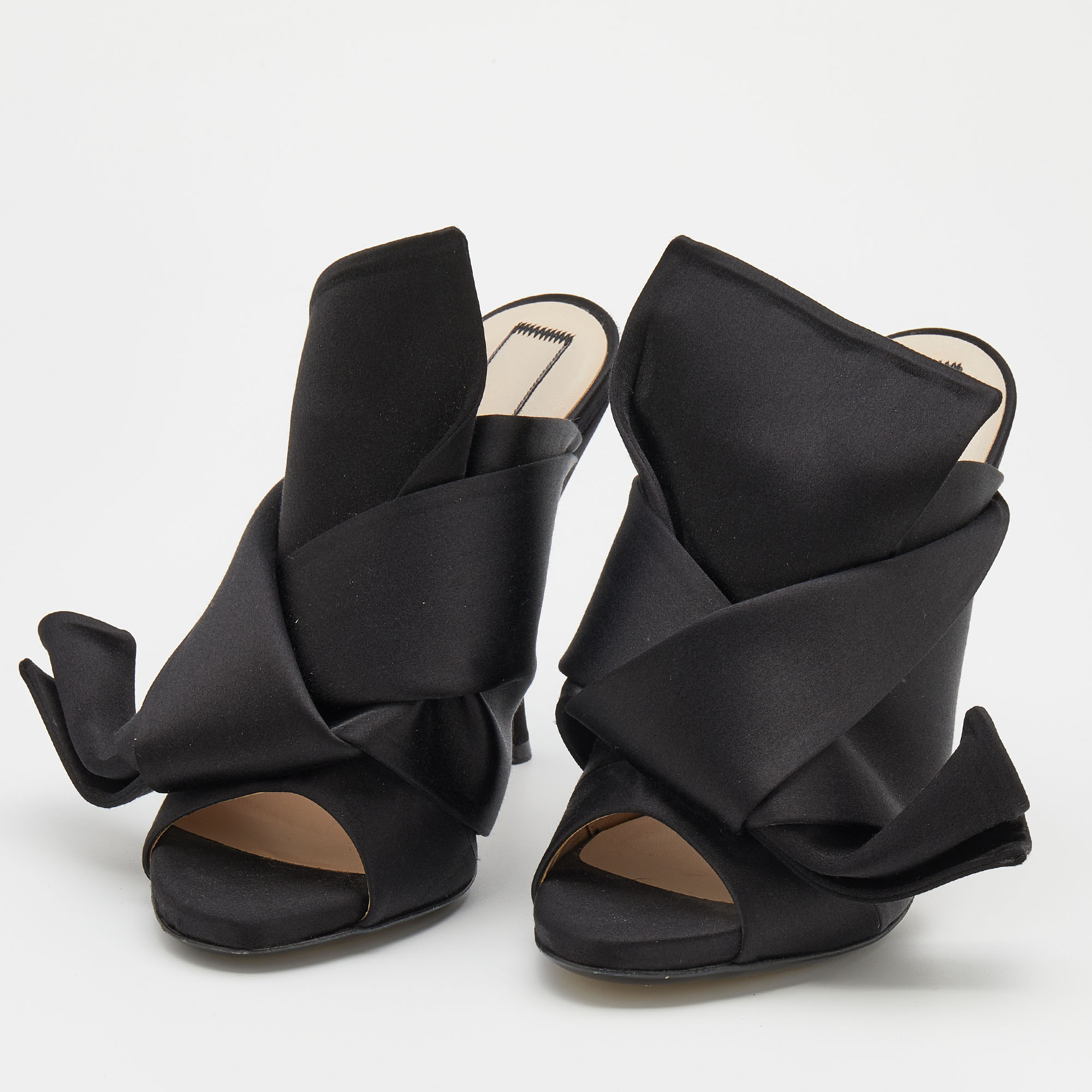 

N°21 Black Satin Ronny Pleated Open Toe Mules Size