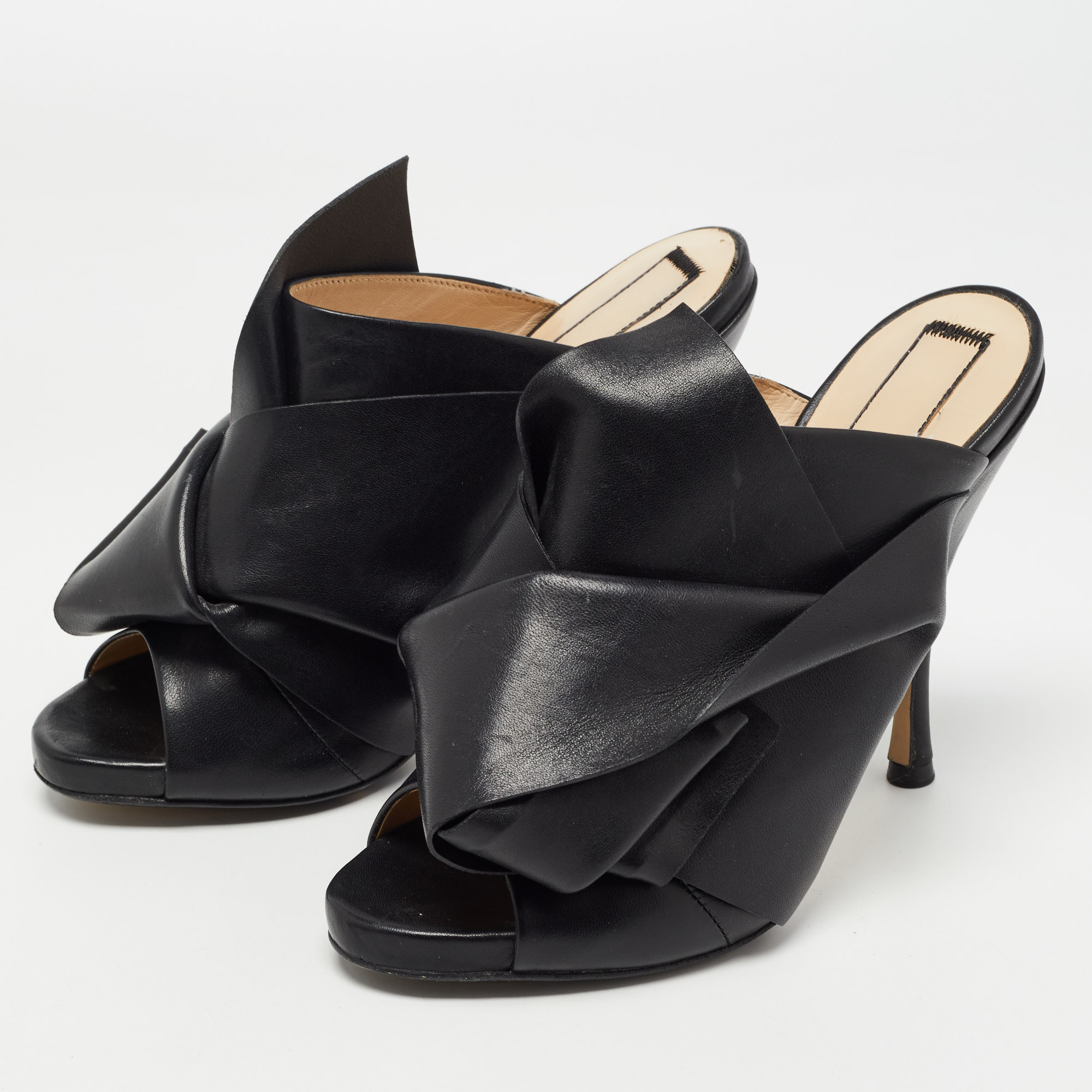 

N21 Black Leather Raso Knot Mules Size