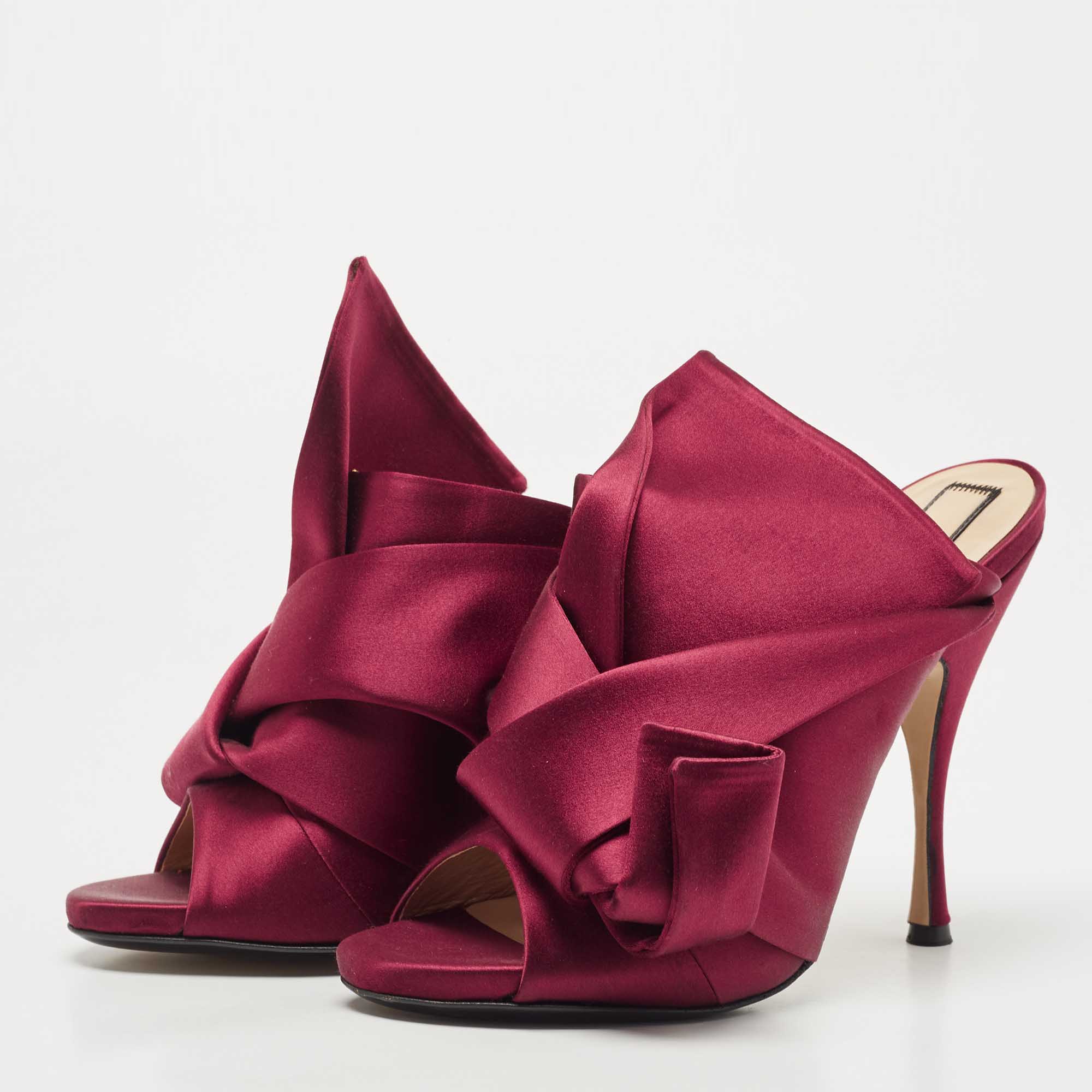 

Nº21 Burgundy Satin Ronny Pleated Slide Sandals Size