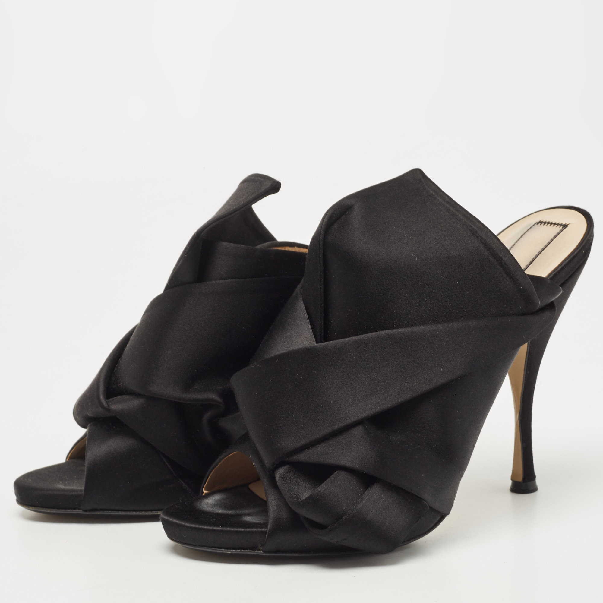 

N°21 Black Satin Ronny Pleated Mules Size