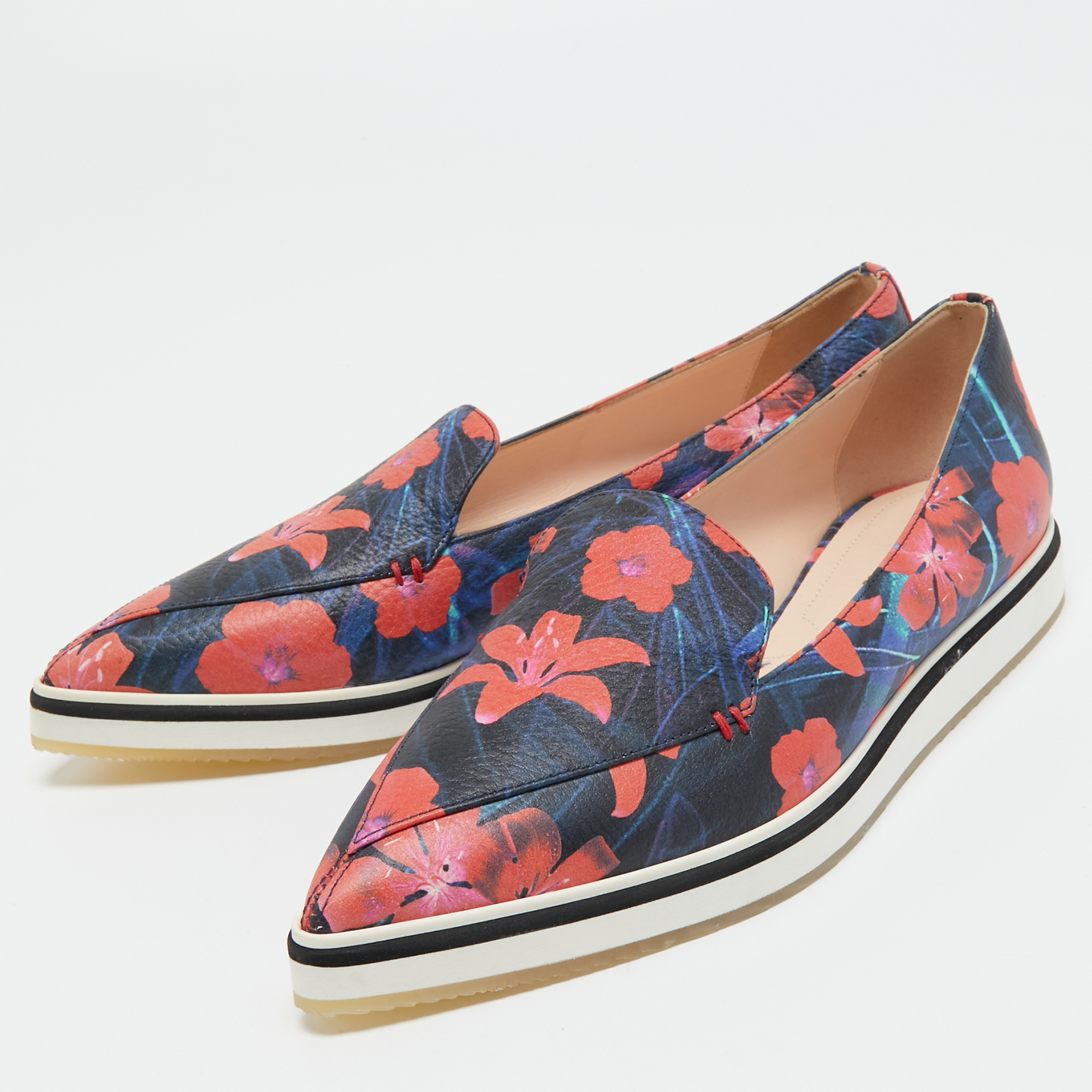 

Nicholas Kirkwood Blue Floral Print Leather Alona Pointed Toe Loafers Size