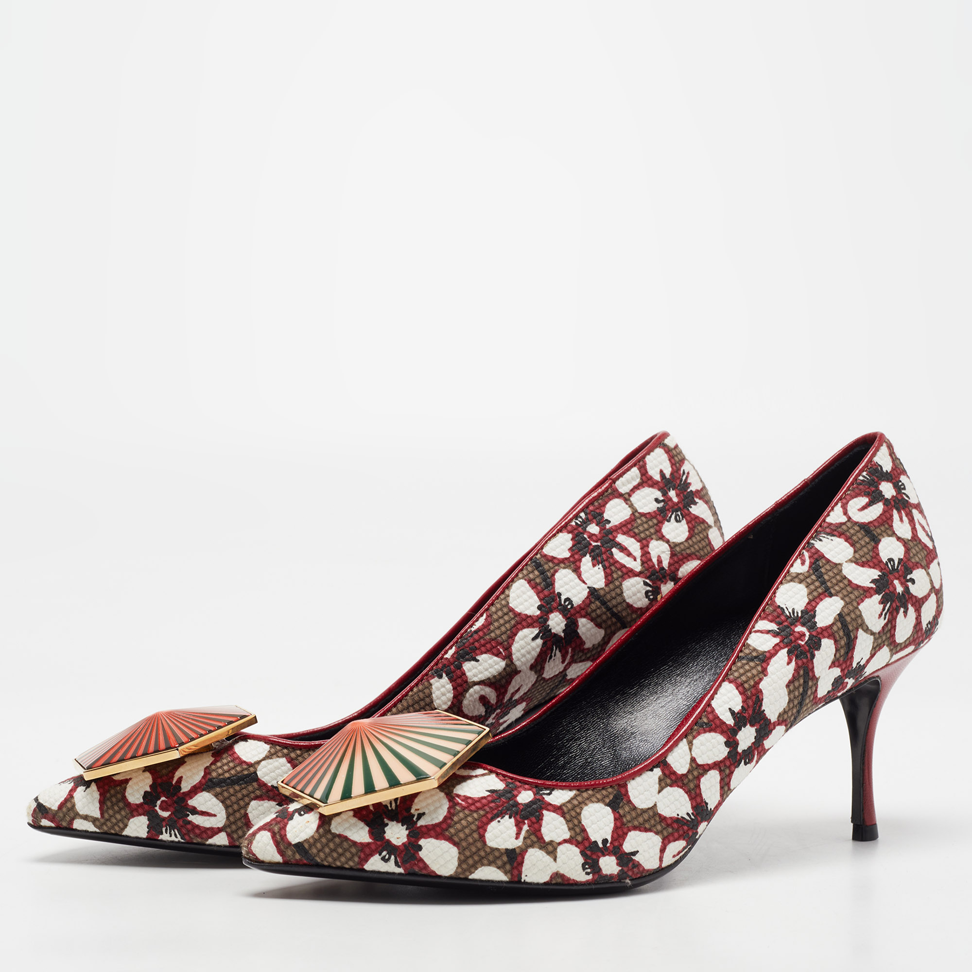 

Nicholas Kirkwood Tricolor Floral Print Canvas Pointed Toe Pumps Size, Red